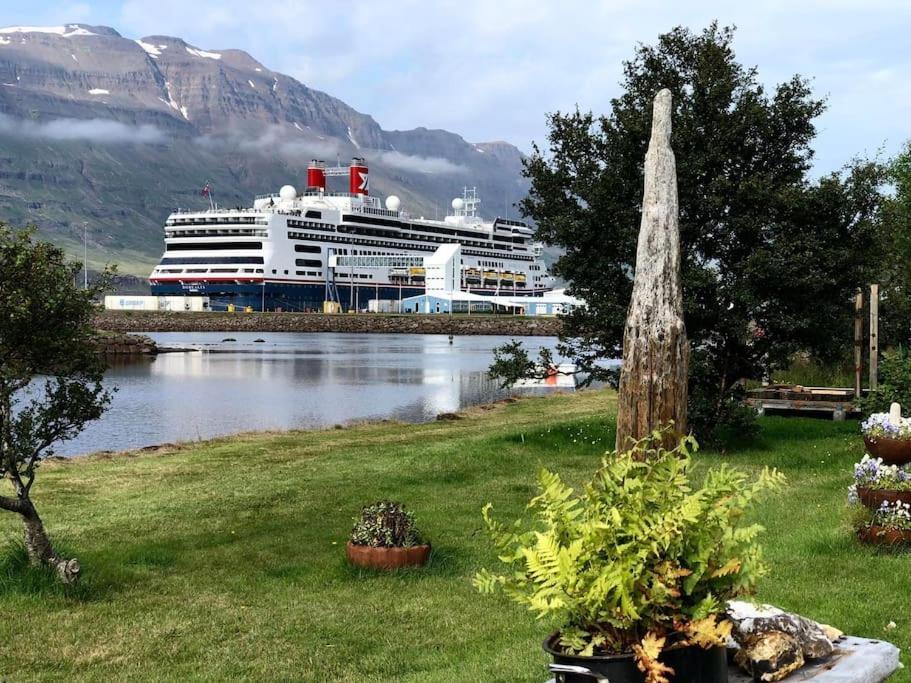 Apartamento Nylenda Seyðisfjörður Exterior foto