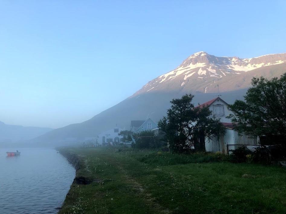 Apartamento Nylenda Seyðisfjörður Exterior foto